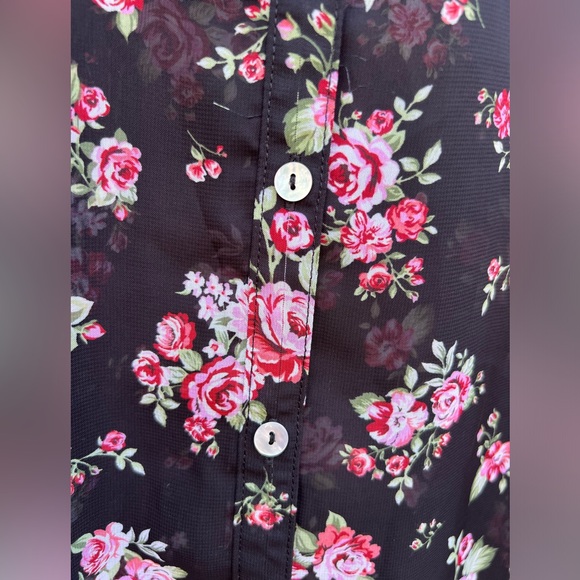PLUS Beautiful Sheer Rose-Print Blouse +  Pearl Buttons Back Side Slits Size 10 - Picture 6 of 11